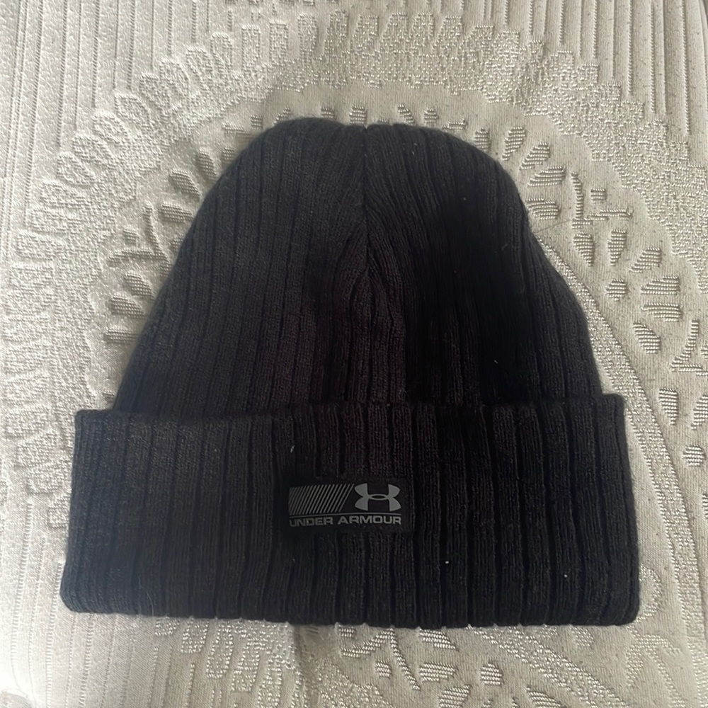 Under armour beanie